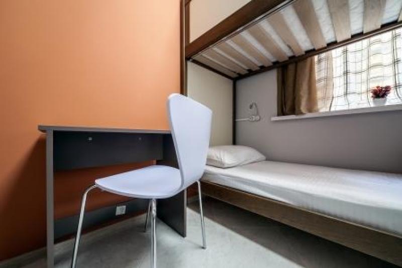 OSTRIV Shared female room with two separate beds