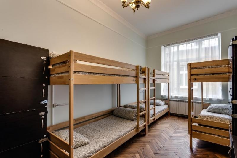 CENTRUM 8 BED ROOM